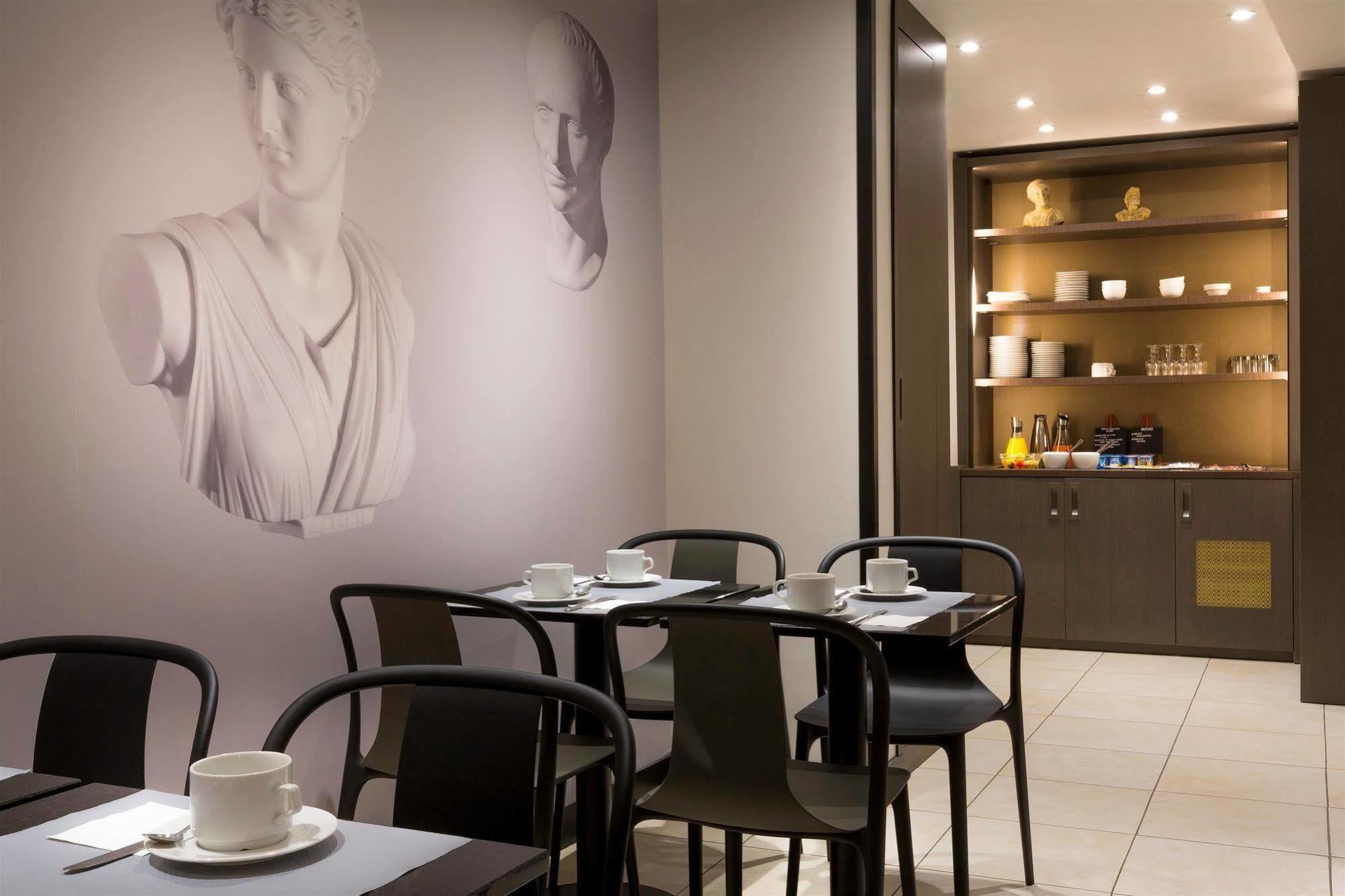 Hotel Italie Parijs